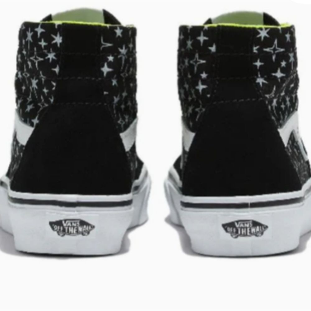 Vans SK8 Hi Black Star Sneakers - Picture 2 of 8